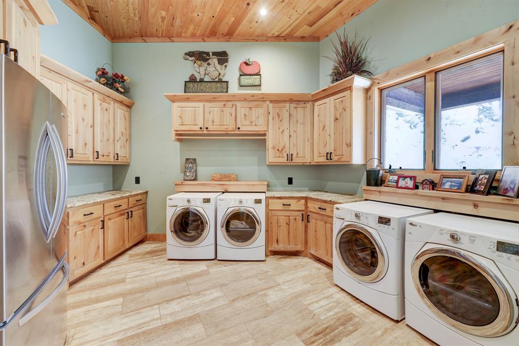 10002 Oxted Lane, Spring, Texas image 28