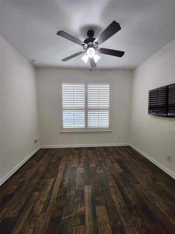 12608 Floral Park Lane, Pearland, Texas image 3