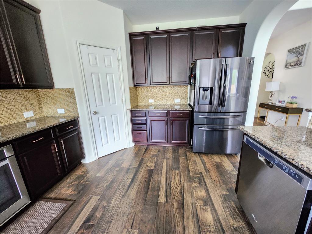 12608 Floral Park Lane, Pearland, Texas image 13