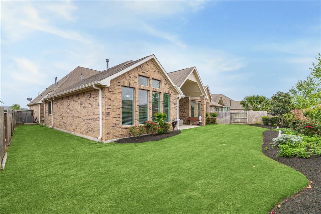 22819 Moore Point Lane, Richmond, Texas image 28