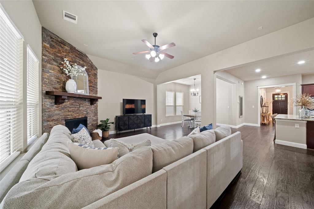 114 Cherry Oak Lane, Montgomery, Texas image 13