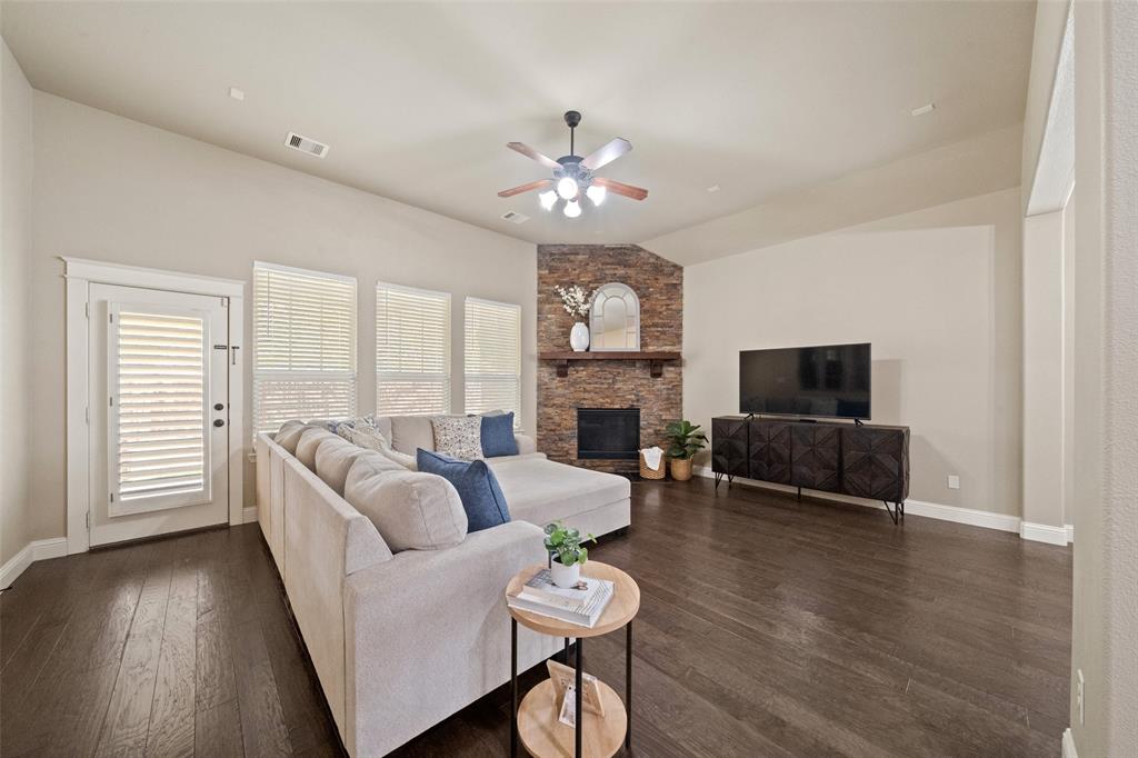 114 Cherry Oak Lane, Montgomery, Texas image 12
