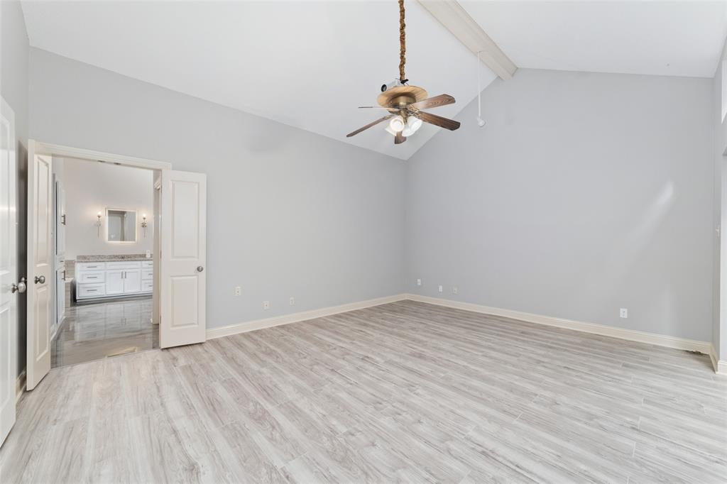 700 Bayou Crest Circle, Dickinson, Texas image 7