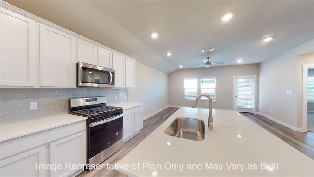3390 Canvasback Drive, Orange, Texas image 2
