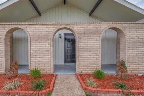 A home in Missouri City