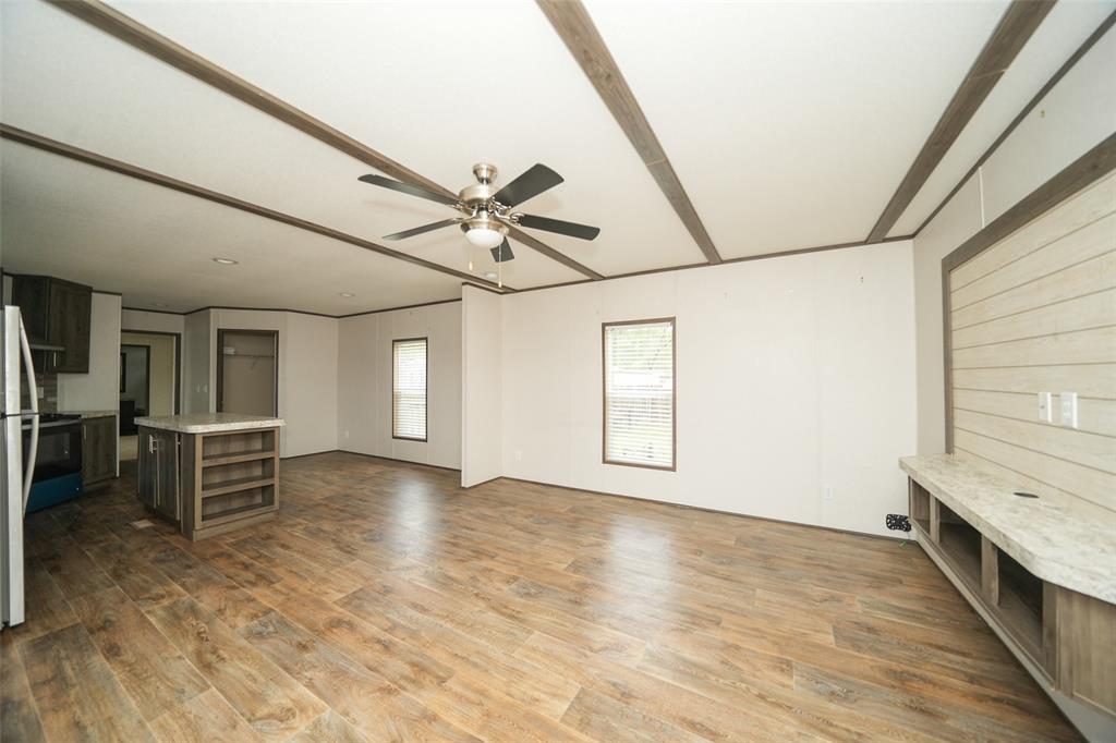 356 Grafton Court, Conroe, Texas image 4