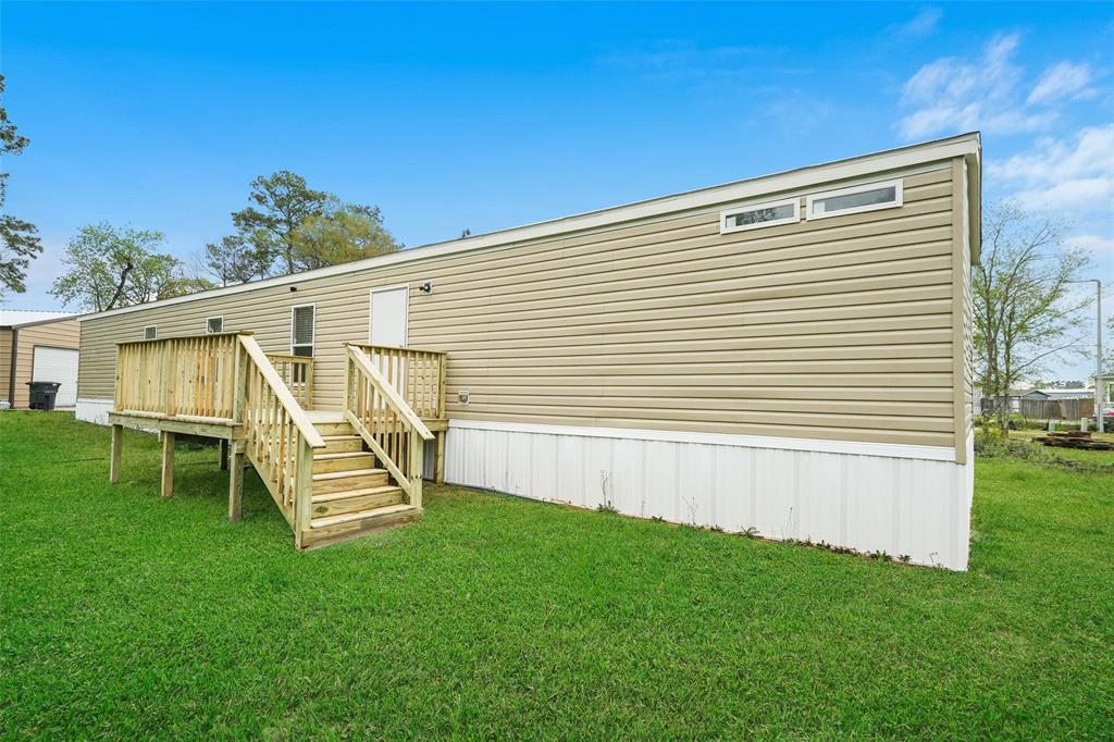 356 Grafton Court, Conroe, Texas image 3