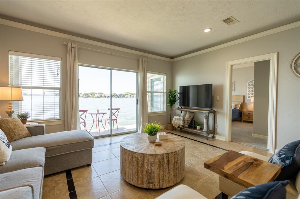 7037 Kingston Cove Lane