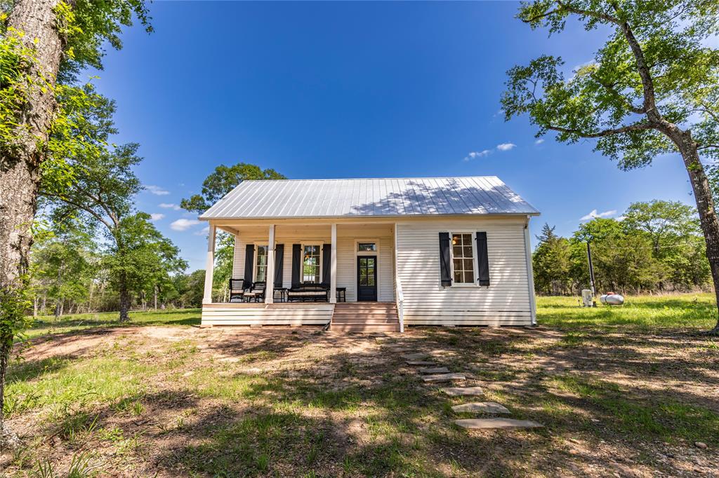 21937 Oak Road, New Ulm, Texas image 2