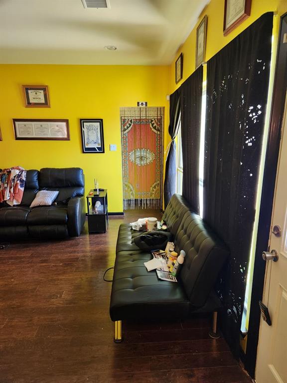 4212 Knoxville Street, Houston, Texas image 6