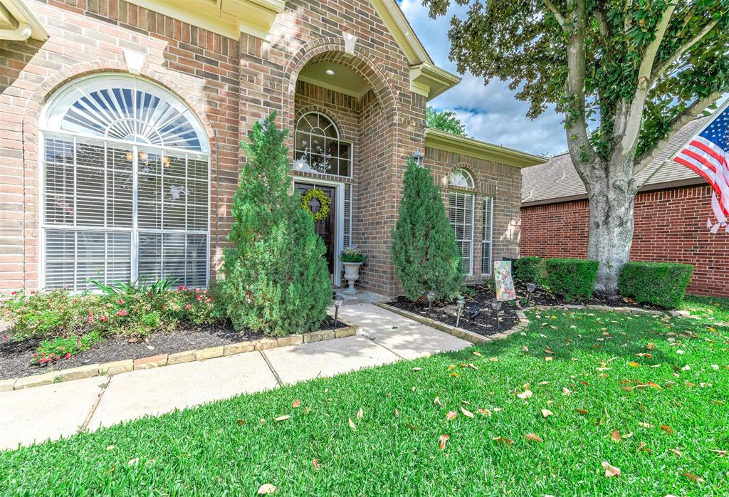 2930 Highland Lakes Drive, Missouri City, Texas image 3