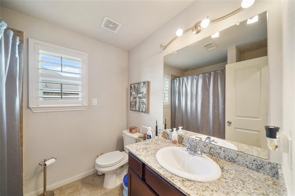 102 Ryan Drive, Dayton, Texas image 9