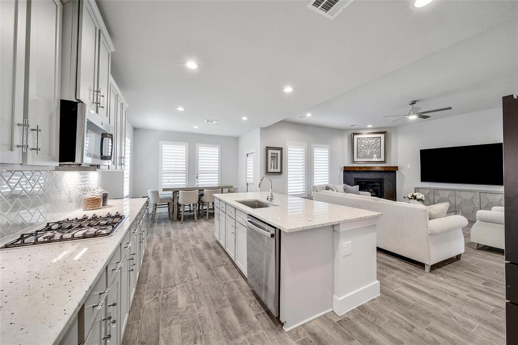 3127 Red Buckeye Lane, Conroe, Texas image 14