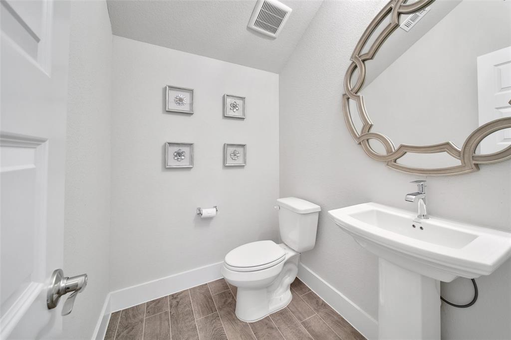 3127 Red Buckeye Lane, Conroe, Texas image 12