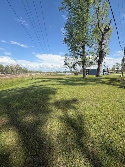 129 Lakeshore N Onalaska TX 77360