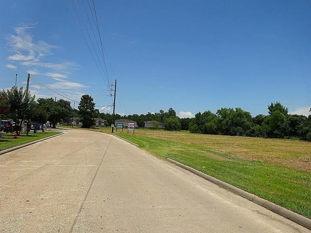 Photo of 0 Partners Way, Porter, TX 77365 (MLS # 67406334)
