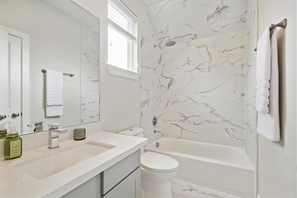 125 Eastwood Street St, Houston, Texas image 25