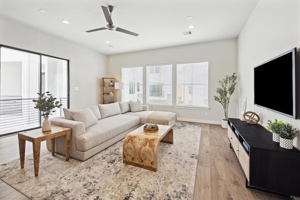 125 Eastwood Street St, Houston, Texas image 11