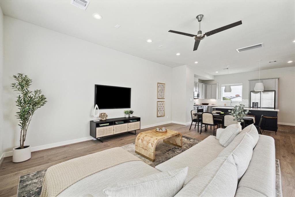 125 Eastwood Street St, Houston, Texas image 9