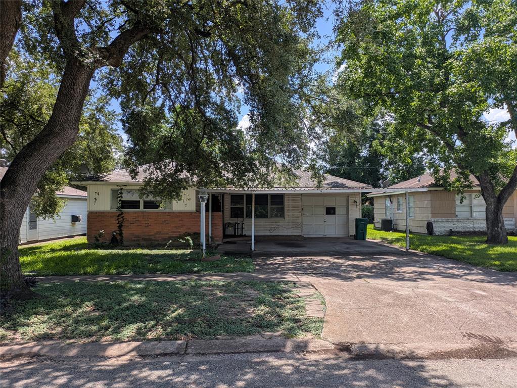 1317 Susan Street