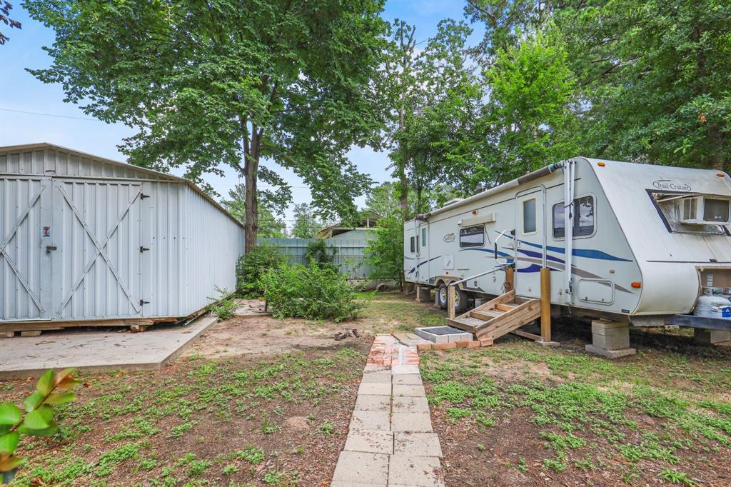 Photo 12 of 18 of 27702 Briar Meadow Road mobile home