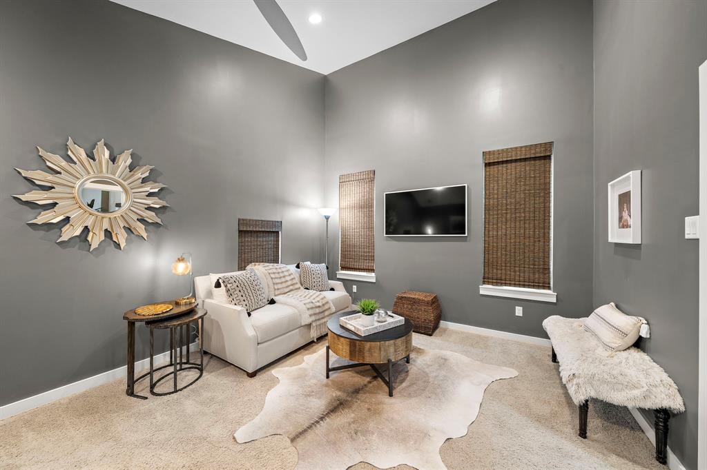 528 W 26th Street, Houston, Texas image 35