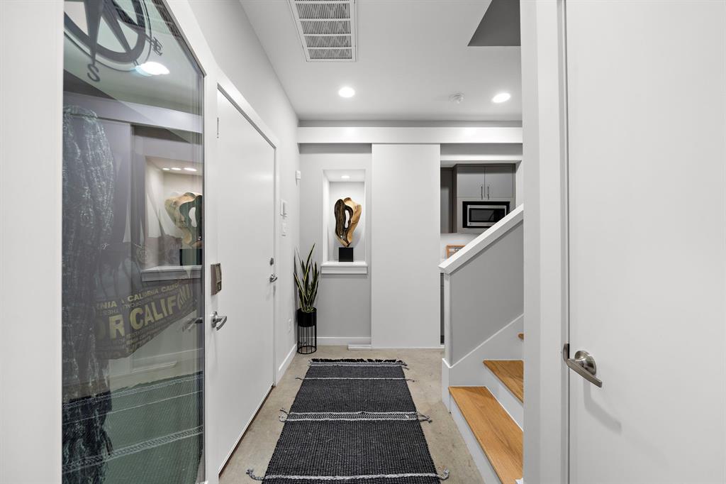 528 W 26th Street, Houston, Texas image 13