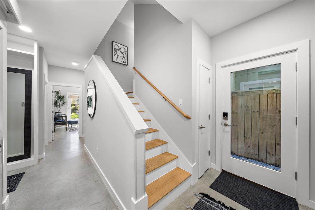 528 W 26th Street, Houston, Texas image 12