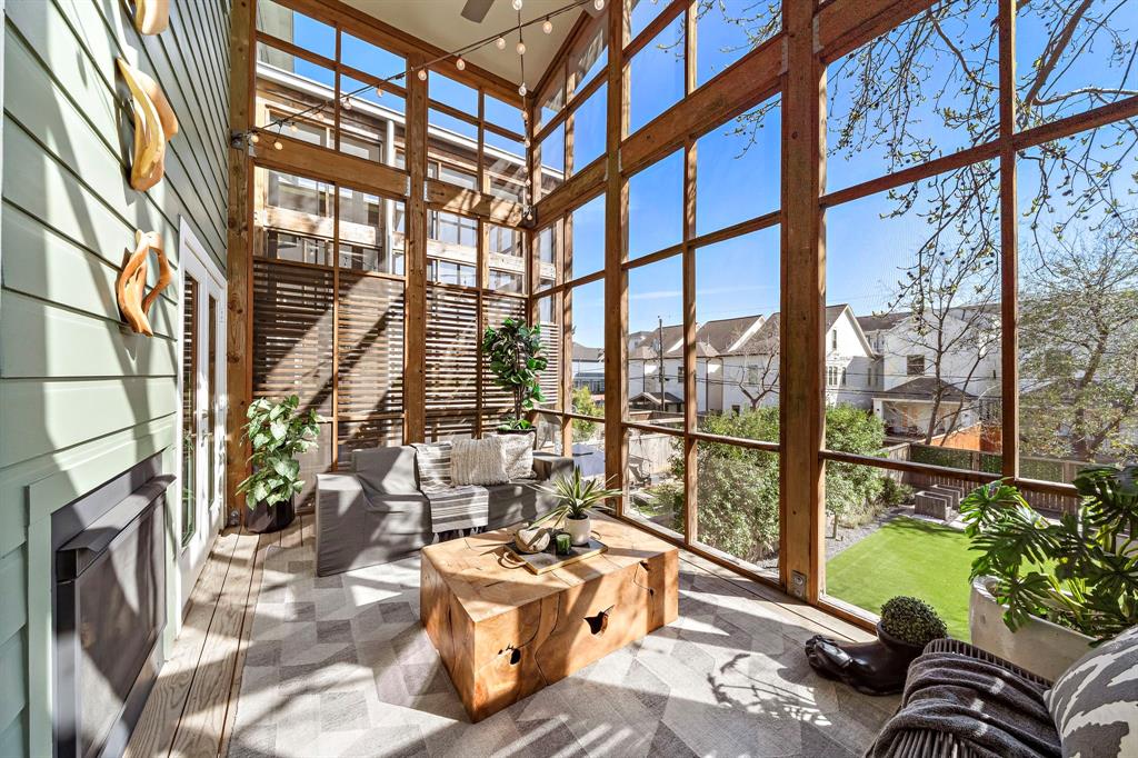 528 W 26th Street, Houston, Texas image 27