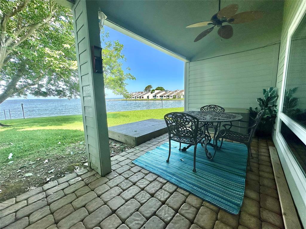 100 Edgewater Drive 43