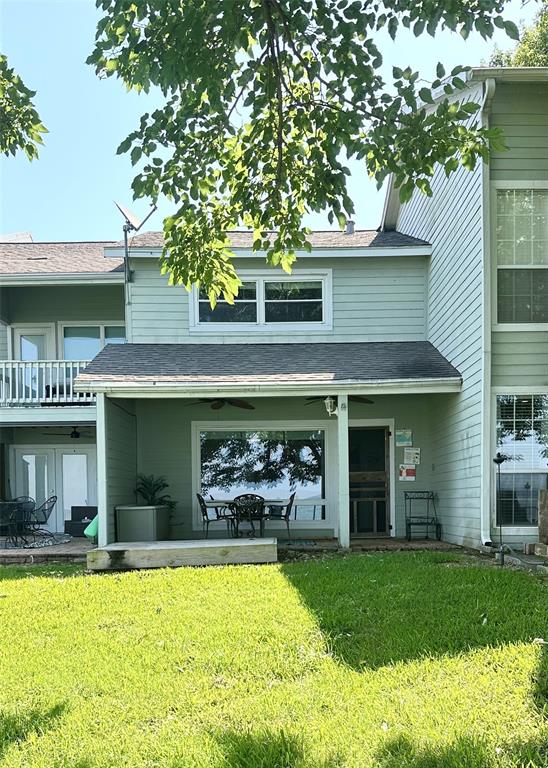 100 Edgewater Drive 43