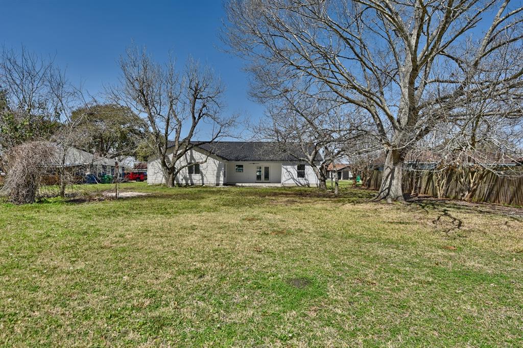 205 Mary Gene St, Brenham, Texas image 29