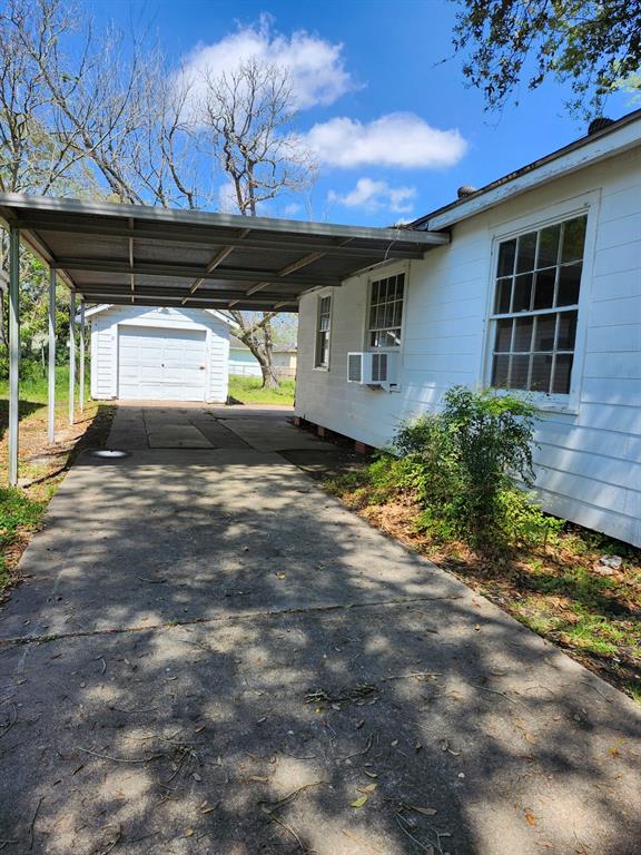 305 Alabama Street, Beaumont, Texas image 2