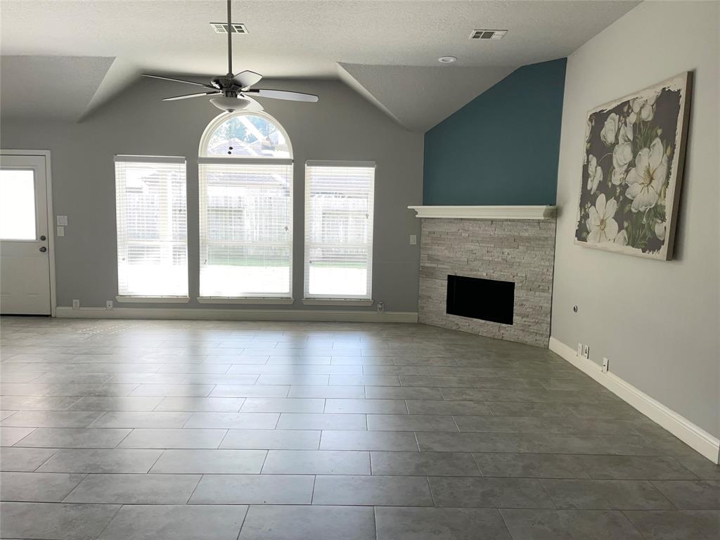 property-search 4 19819 Black Canyon Drive