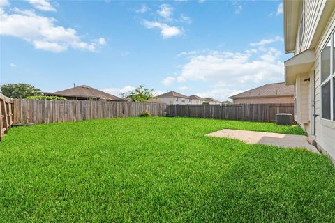Single Family Residence in Houston TX 13803 Fraser Lake Lane 31.jpg