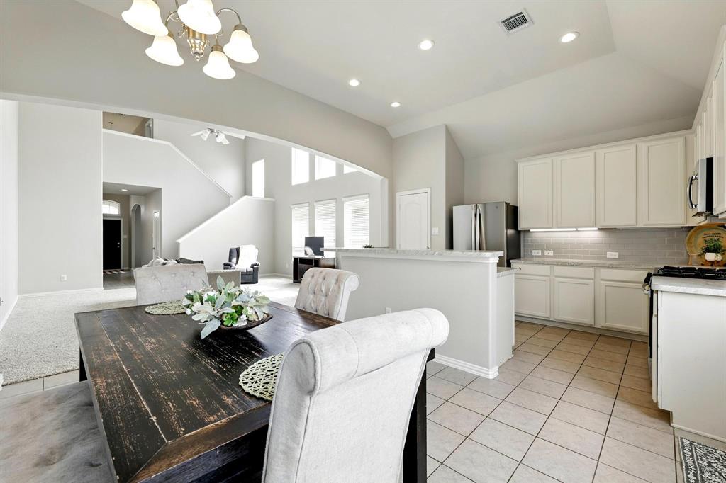 32719 Oak Heights Lane, Brookshire, Texas image 10