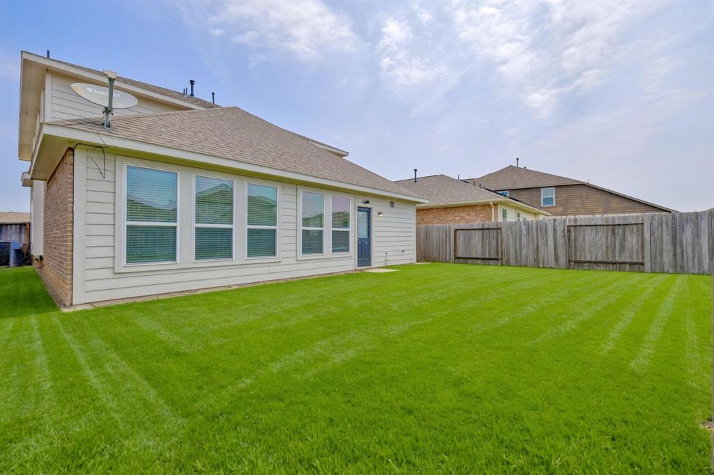 32719 Oak Heights Lane, Brookshire, Texas image 23