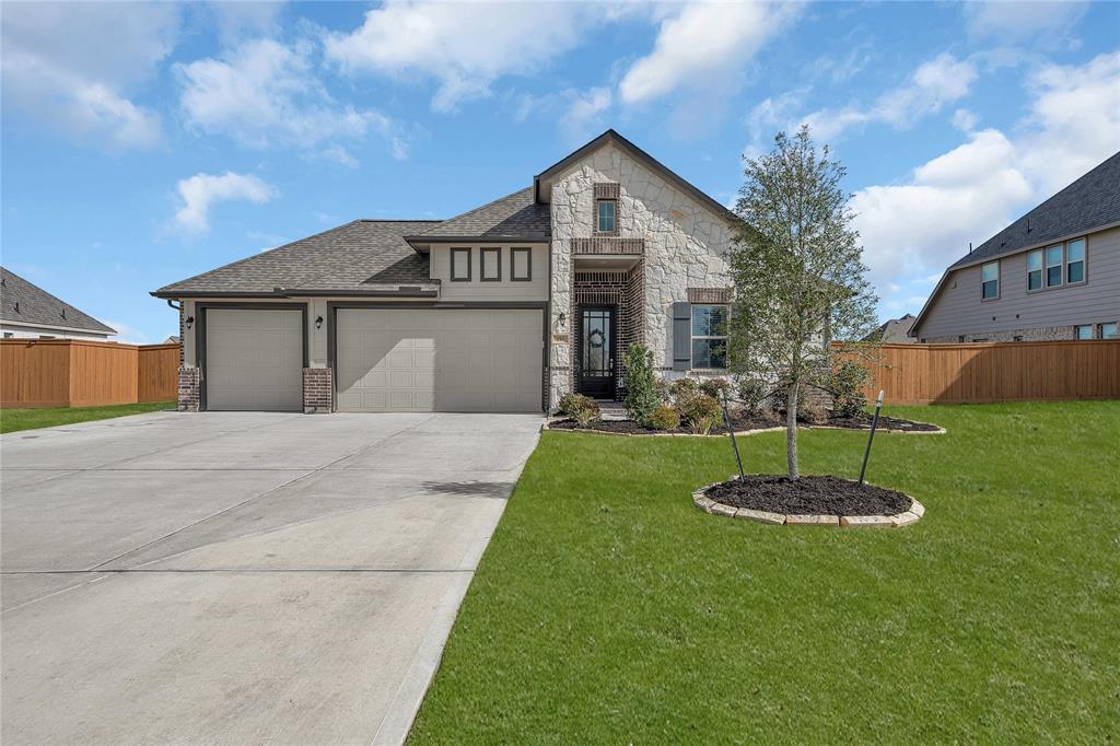 150 Valley Ranch Trail, Dayton, Texas image 1