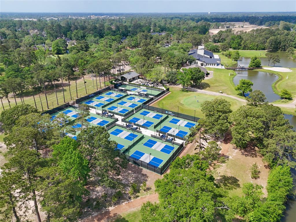 20313 Sunny Shores Drive #B, Humble, Texas image 28