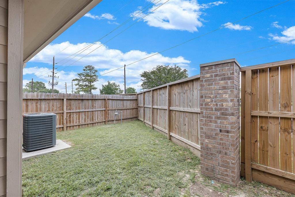 15010 Eagle Feather Court, Houston, Texas image 22