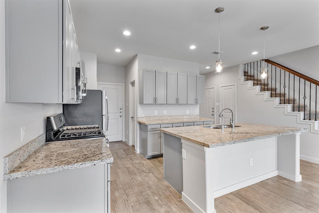15010 Eagle Feather Court, Houston, Texas image 5