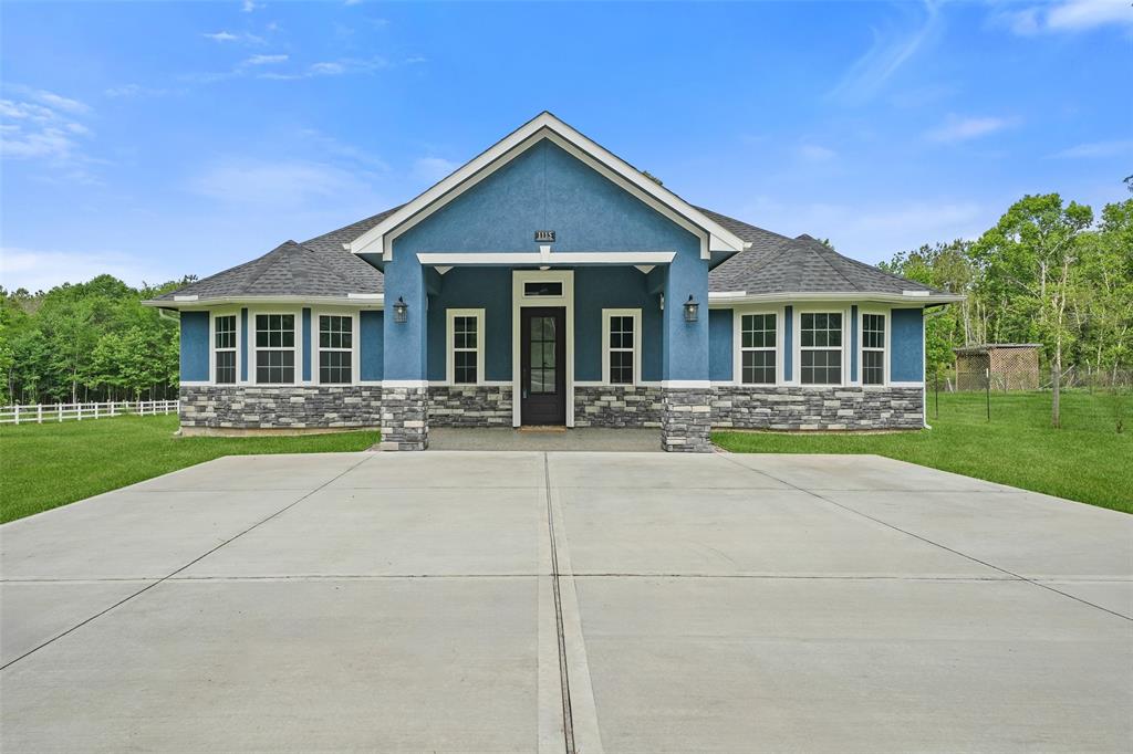 1115 Greenbelt Drive, Cleveland, Texas image 1