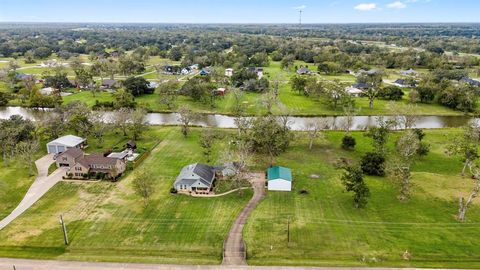 A home in Angleton