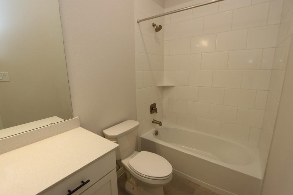 21815 Oakwood Drive, Waller, Texas image 20