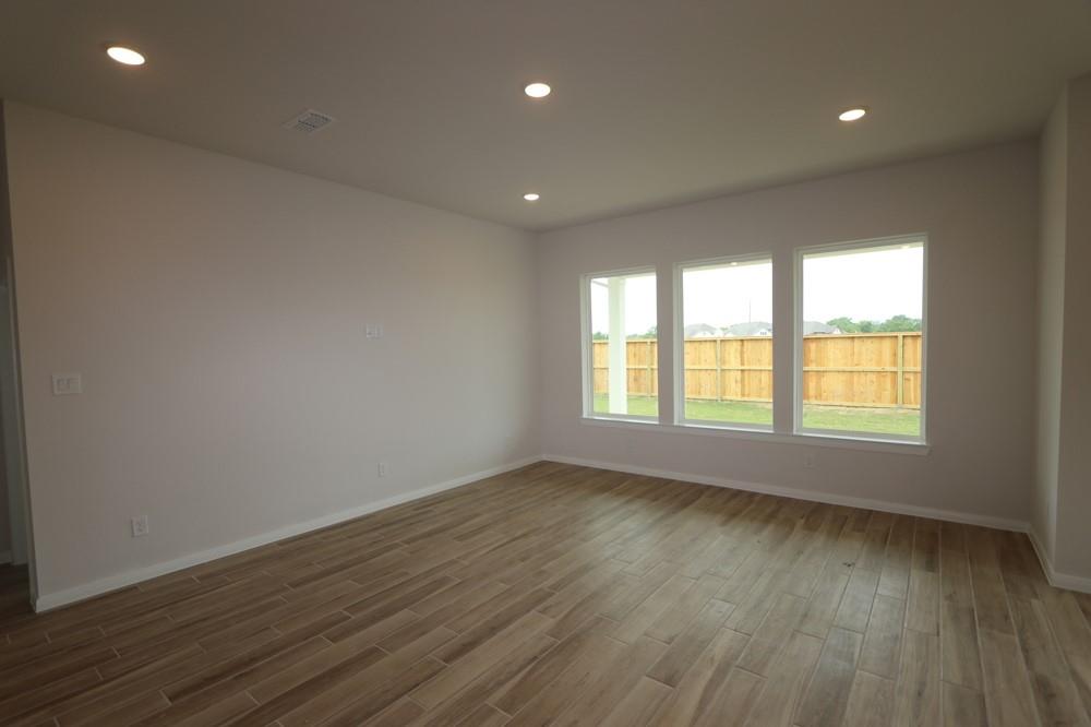21815 Oakwood Drive, Waller, Texas image 16