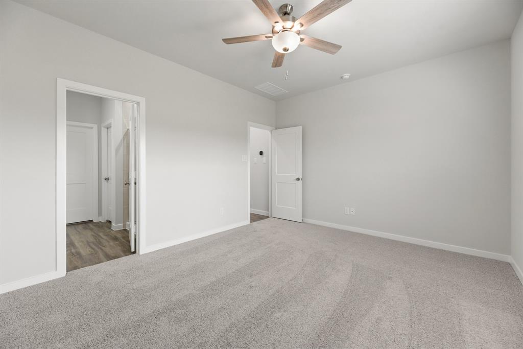 11865 Whirlaway Drive, Willis, Texas image 15