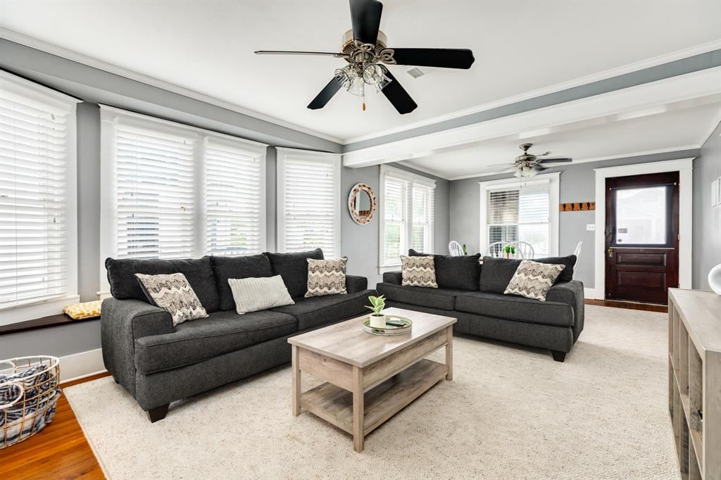 711 17th Street, Galveston, Texas image 6