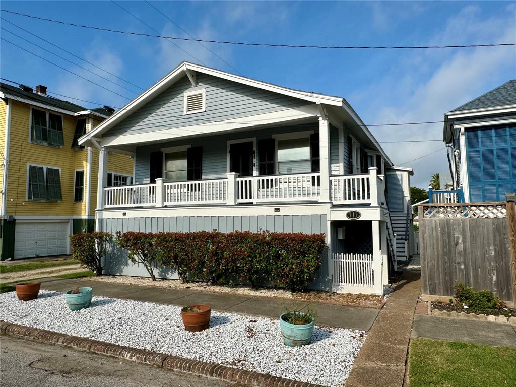 711 17th Street, Galveston, Texas image 1