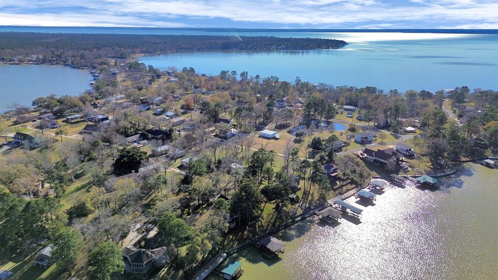 716 Shoreline Drive