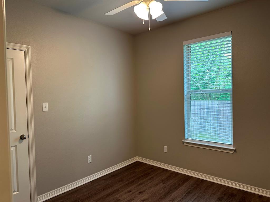 2911 Meadow Brook Trail, Tyler, Texas image 13